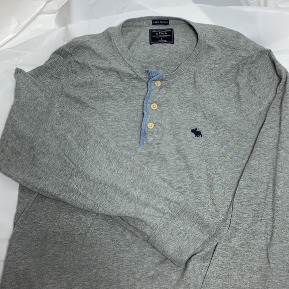 Men’s Abercrombie & Fitch Gray Cotton Long Sleeve Shirt Quarter Button Size L - Picture 1 of 4